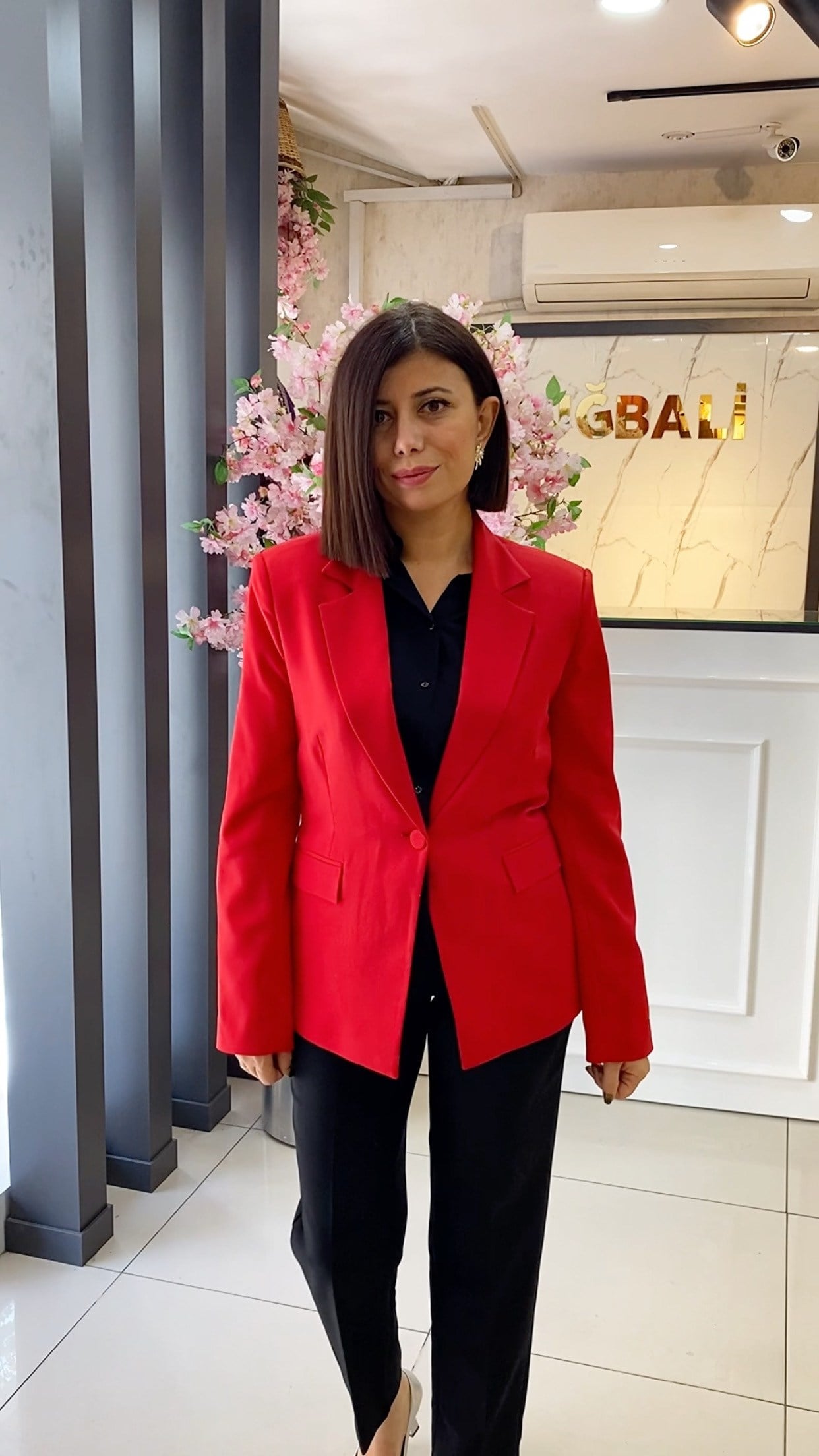 Kırmızı Tek Düğme Detaylı Belden Oturtmalı Blazer Ceket