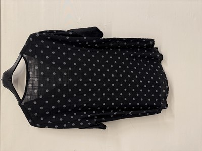 Siyah Kadın İtalyan Puantiye Desen Yarım Kol Açık Yaka Oversize Bluz 40 - 44 Beden