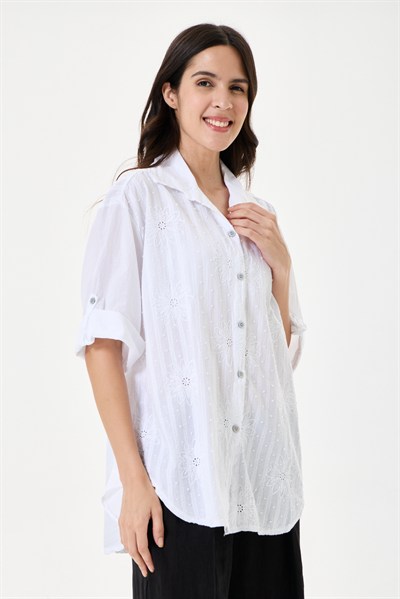 Kadın İtalyan Çiçek Nakışlı Fistolu Oversize Poplin Gömlek 40 - 46 Beden