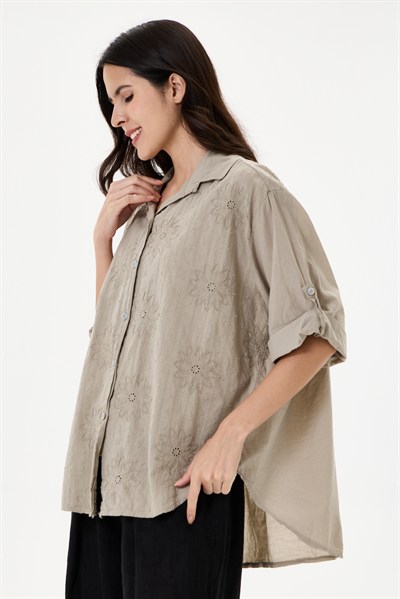 Kadın İtalyan Çiçek Nakışlı Fistolu Oversize Poplin Gömlek 40 - 46 Beden