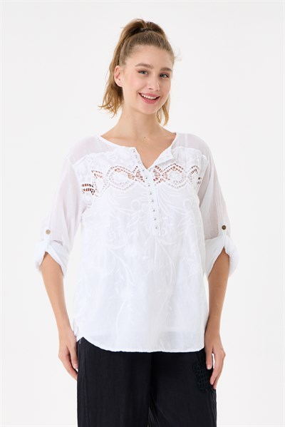 İtalyan Çiçek Nakışlı Dantelli Sırtı Payetli Astarlı Oversize Bluz 40 - 44 Beden