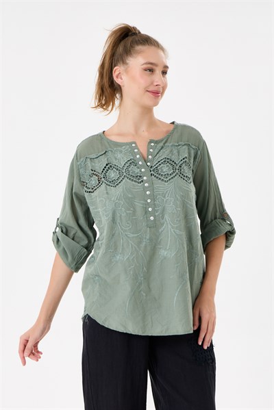 İtalyan Çiçek Nakışlı Dantelli Sırtı Payetli Astarlı Oversize Bluz 40 - 44 Beden