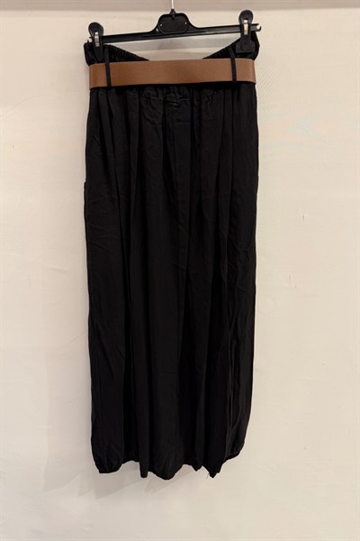 Siyah İtalyan Beli Lastikli Çift Yan Cepli Kemerli Pileli Tencel Etek 38 - 44 Beden