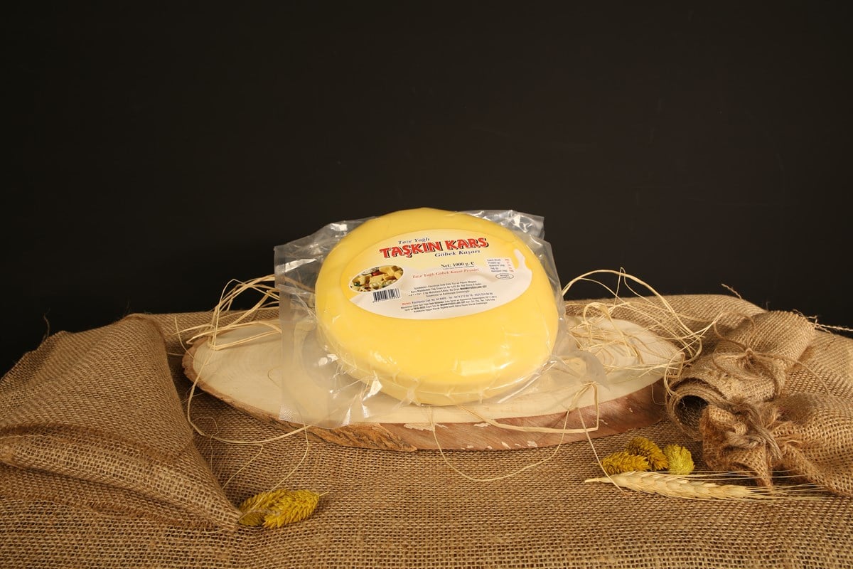 kars göbek kaşarı