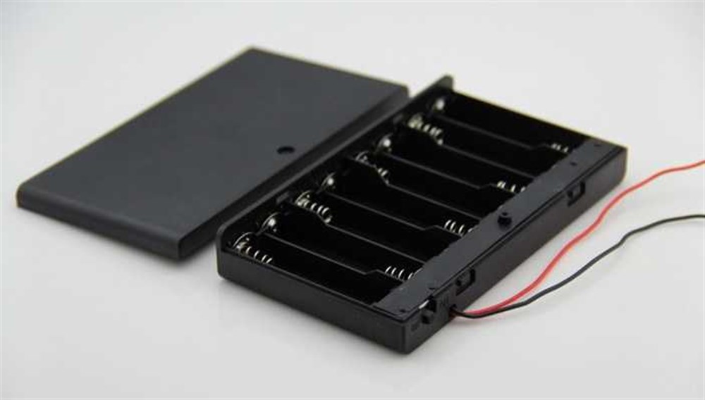 8li AA Pil Yuvası (Kapaklı ve Switchli)