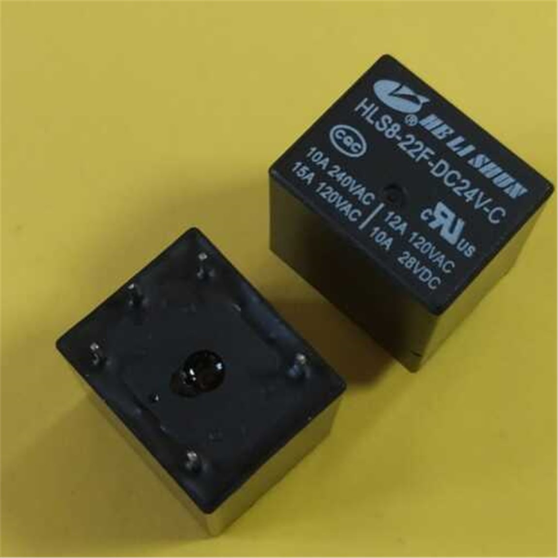 HLS8-22F-DC24C-C 24V 15 Amper 5 PinliHLS8-22F-DC24C-C 24V 15 Amper 5 Pinli