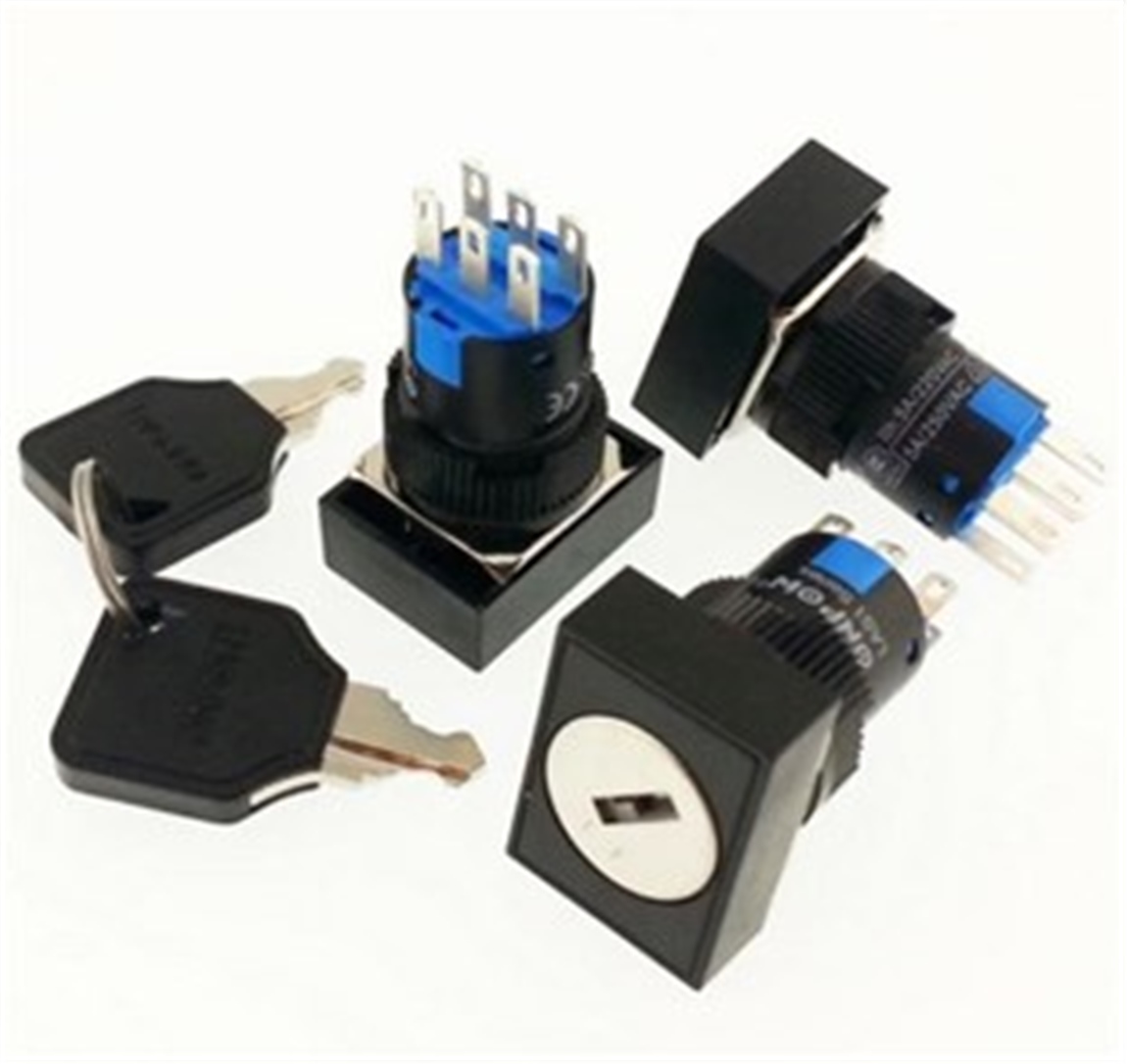 16mm Anahtarlı (Key) Buton On-Off-On 5A 250VAC 6P