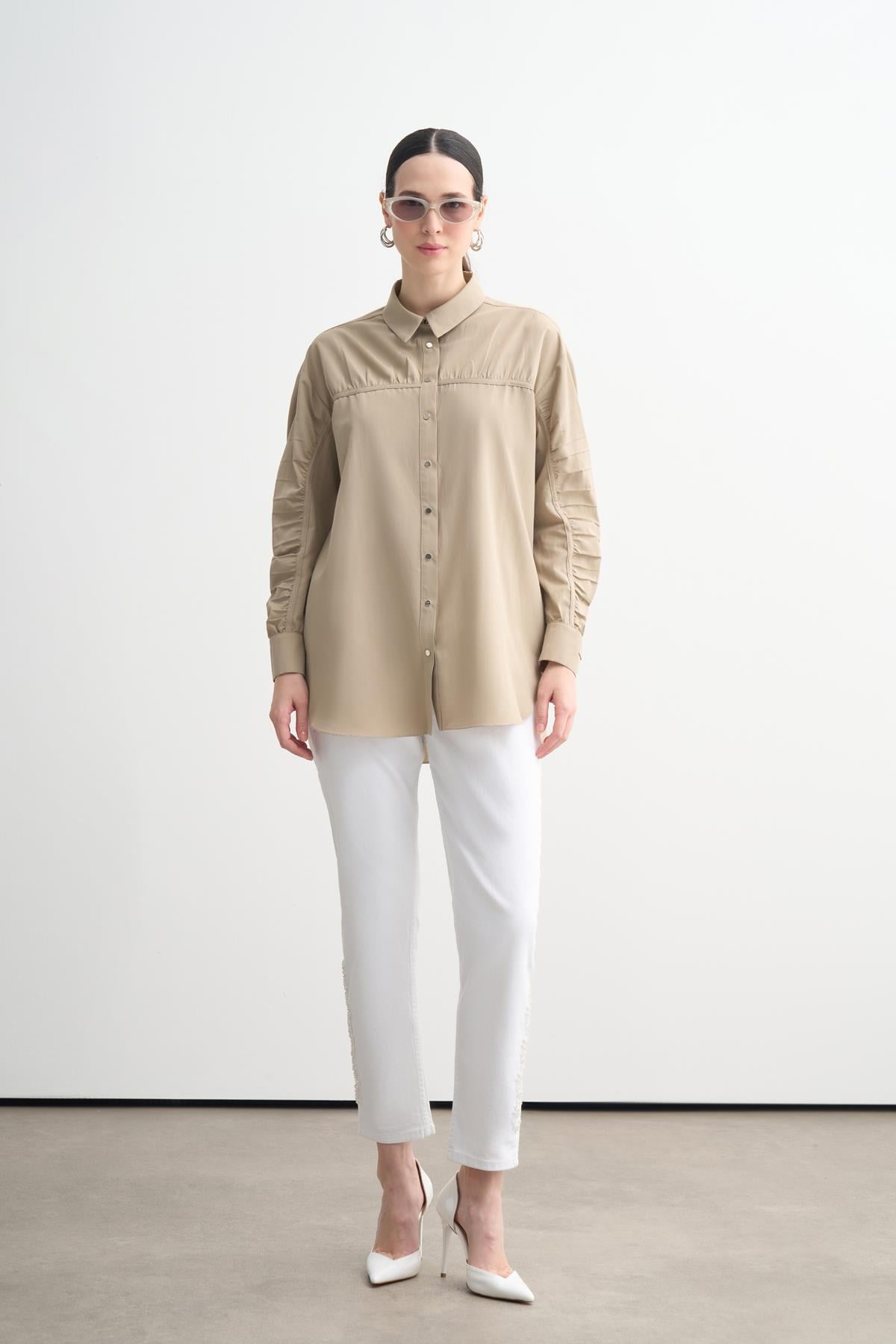 BÜZGÜ DETAYLI ÇITÇITLI GÖMLEK