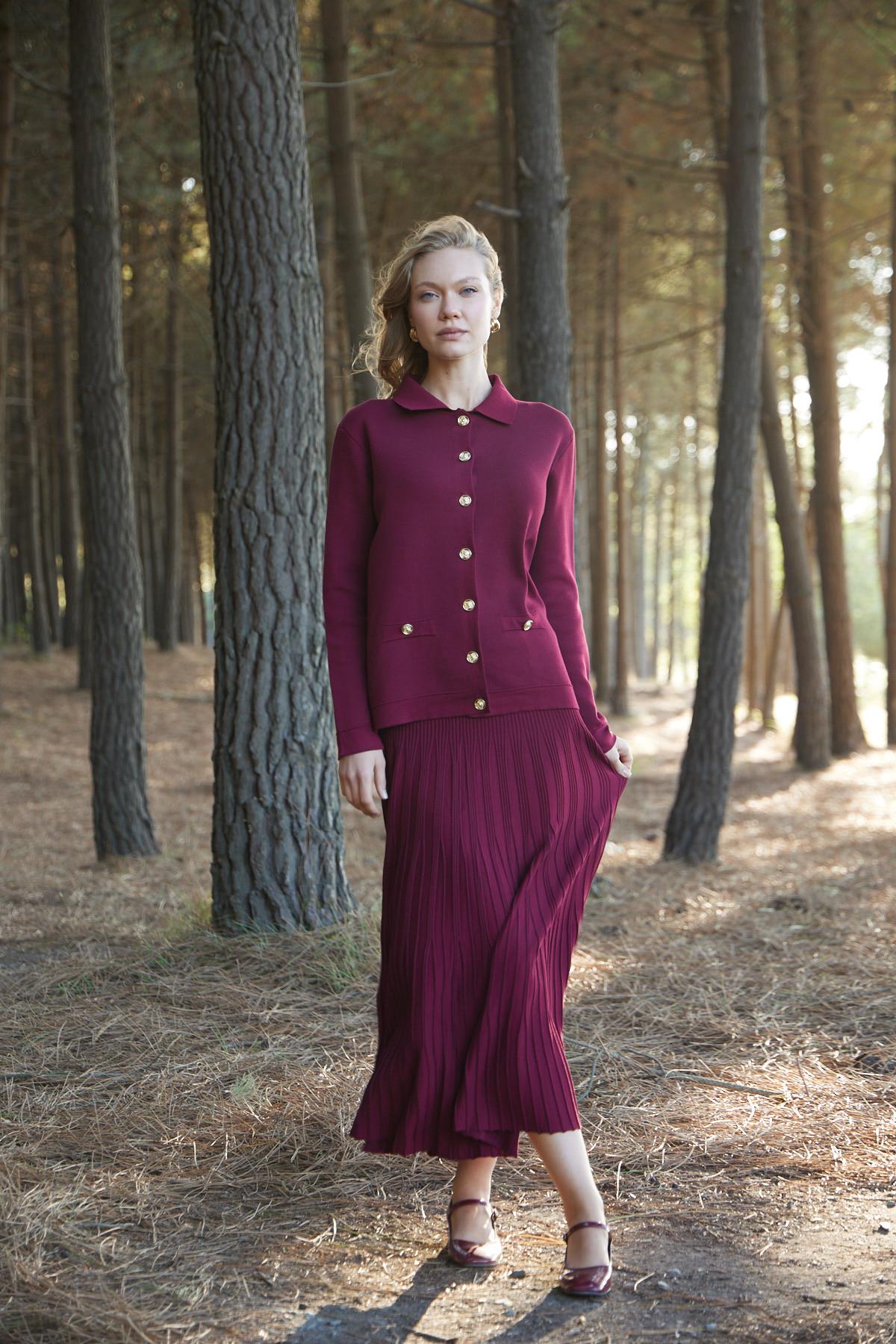 ETEKLİ DÜĞMELİ TRİKO TAKIM