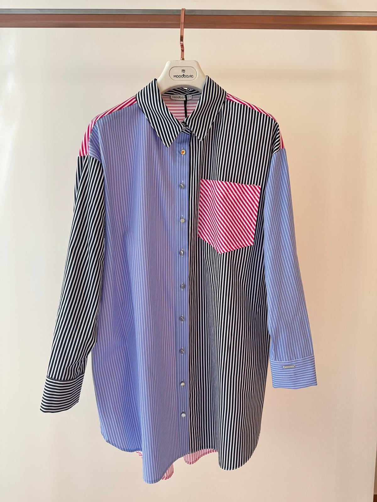 RENKLİ ÇİZGİLİ GÖMLEK