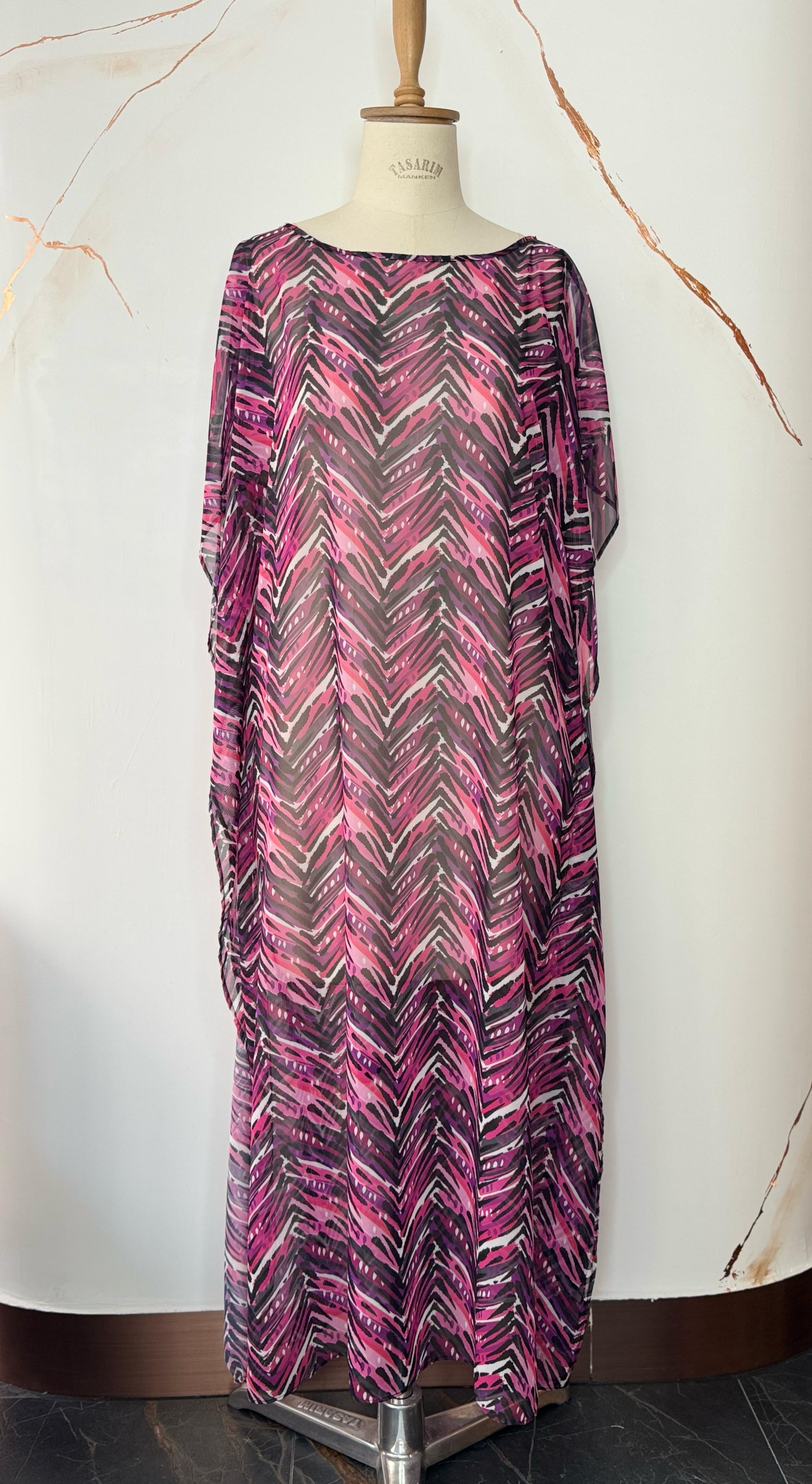 RENKLİ DESENLİ PAREO