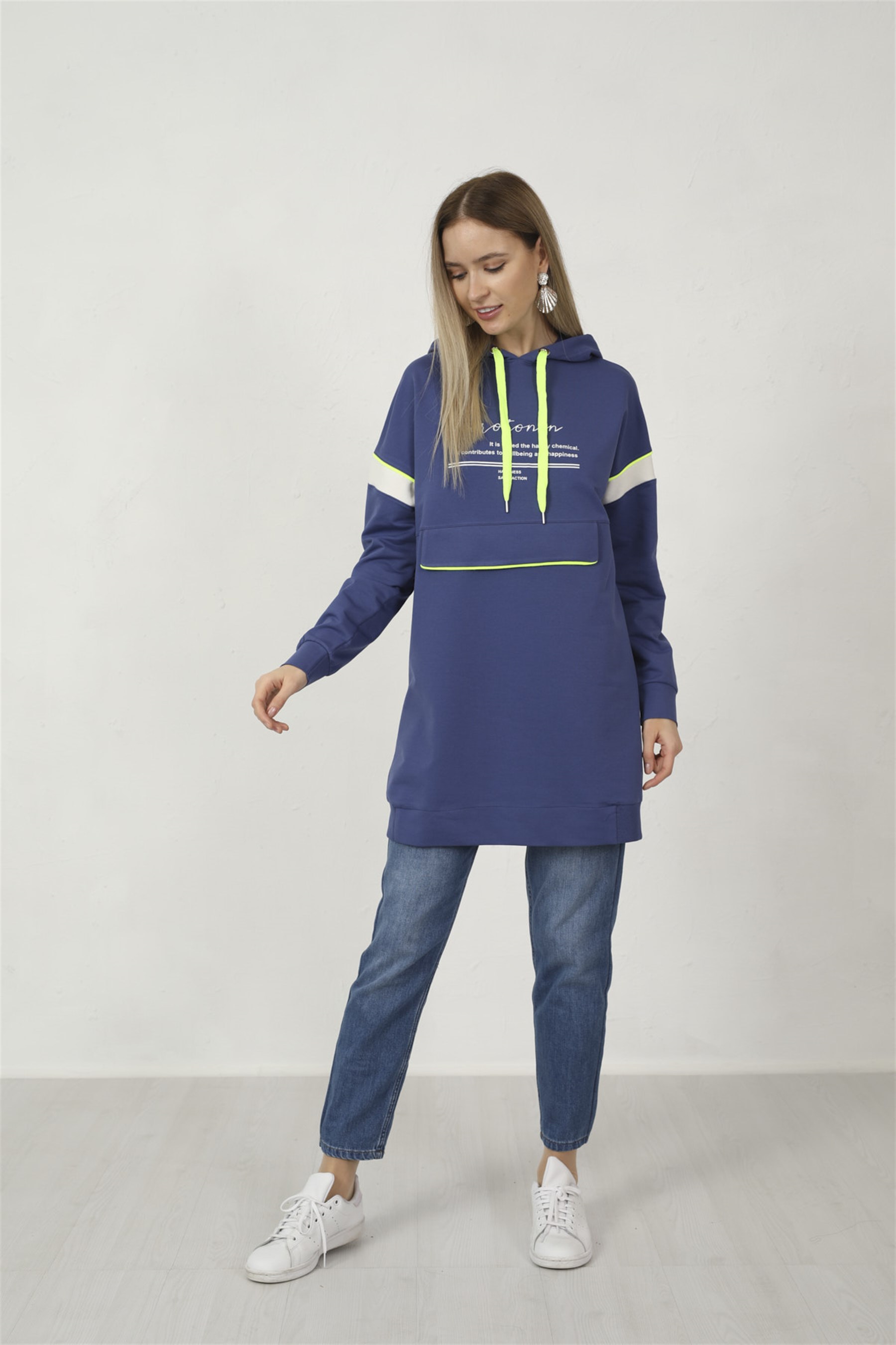 BASKILI SWEATSHIRT