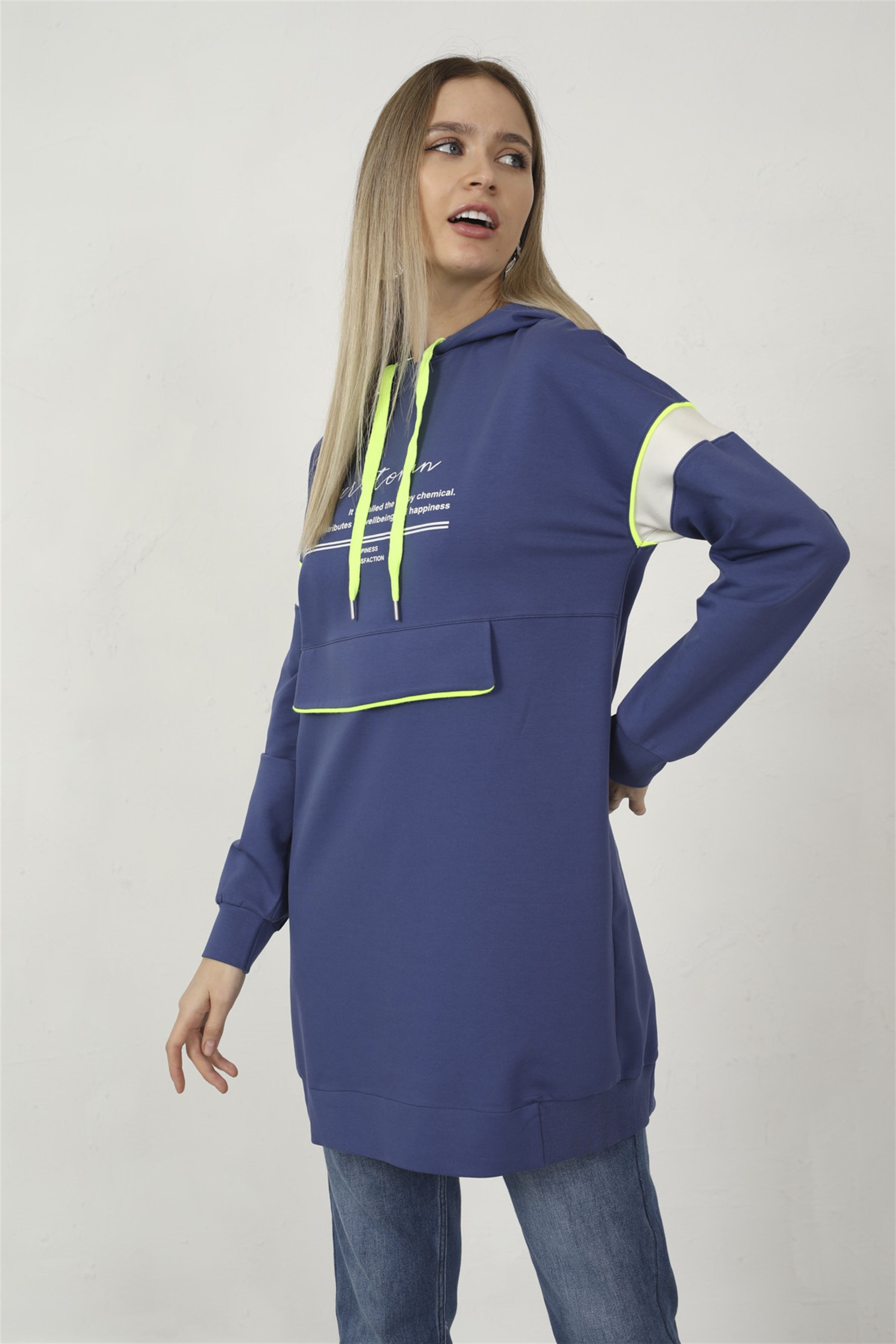 BASKILI SWEATSHIRT · 4