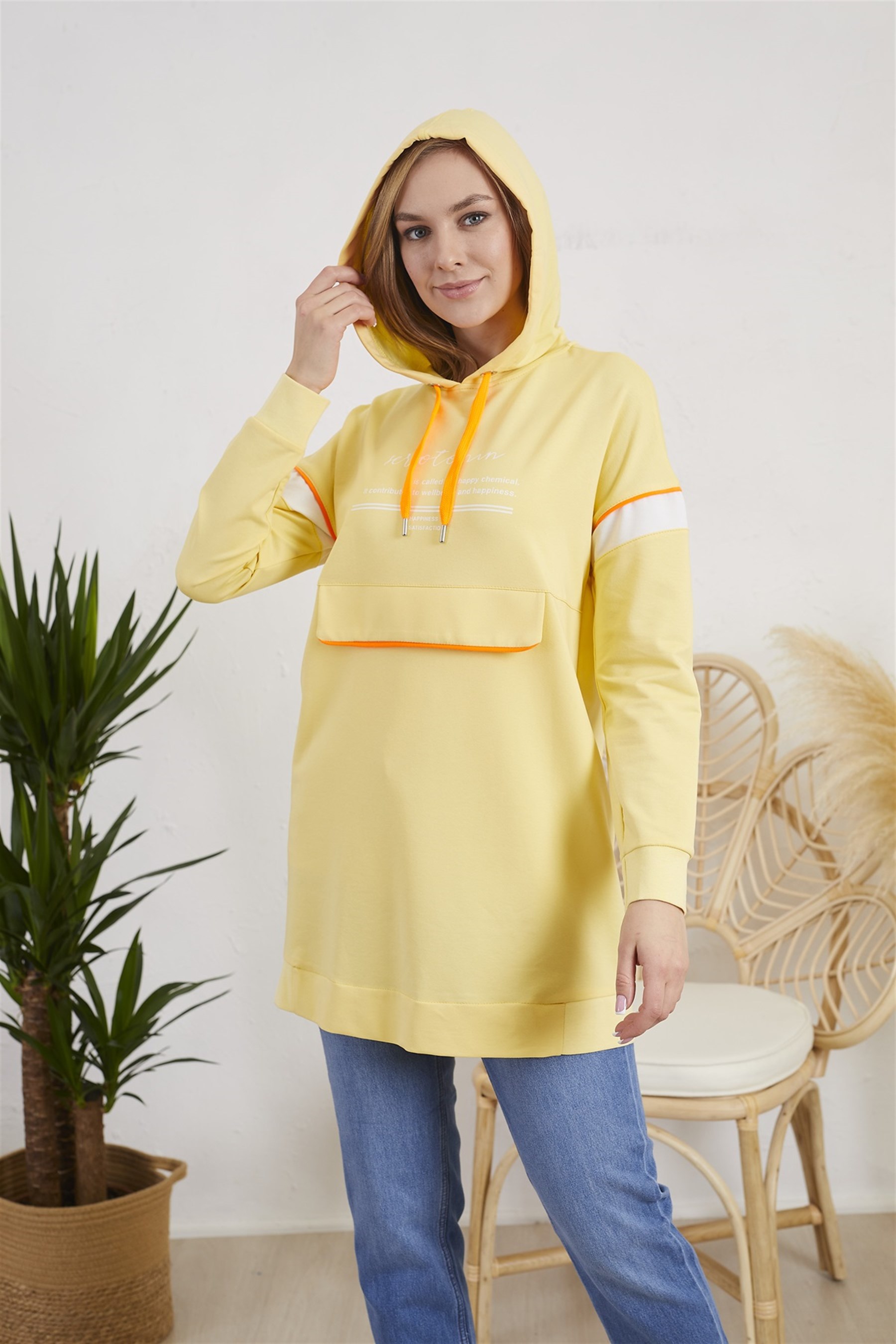 BASKILI SWEATSHIRT · 2