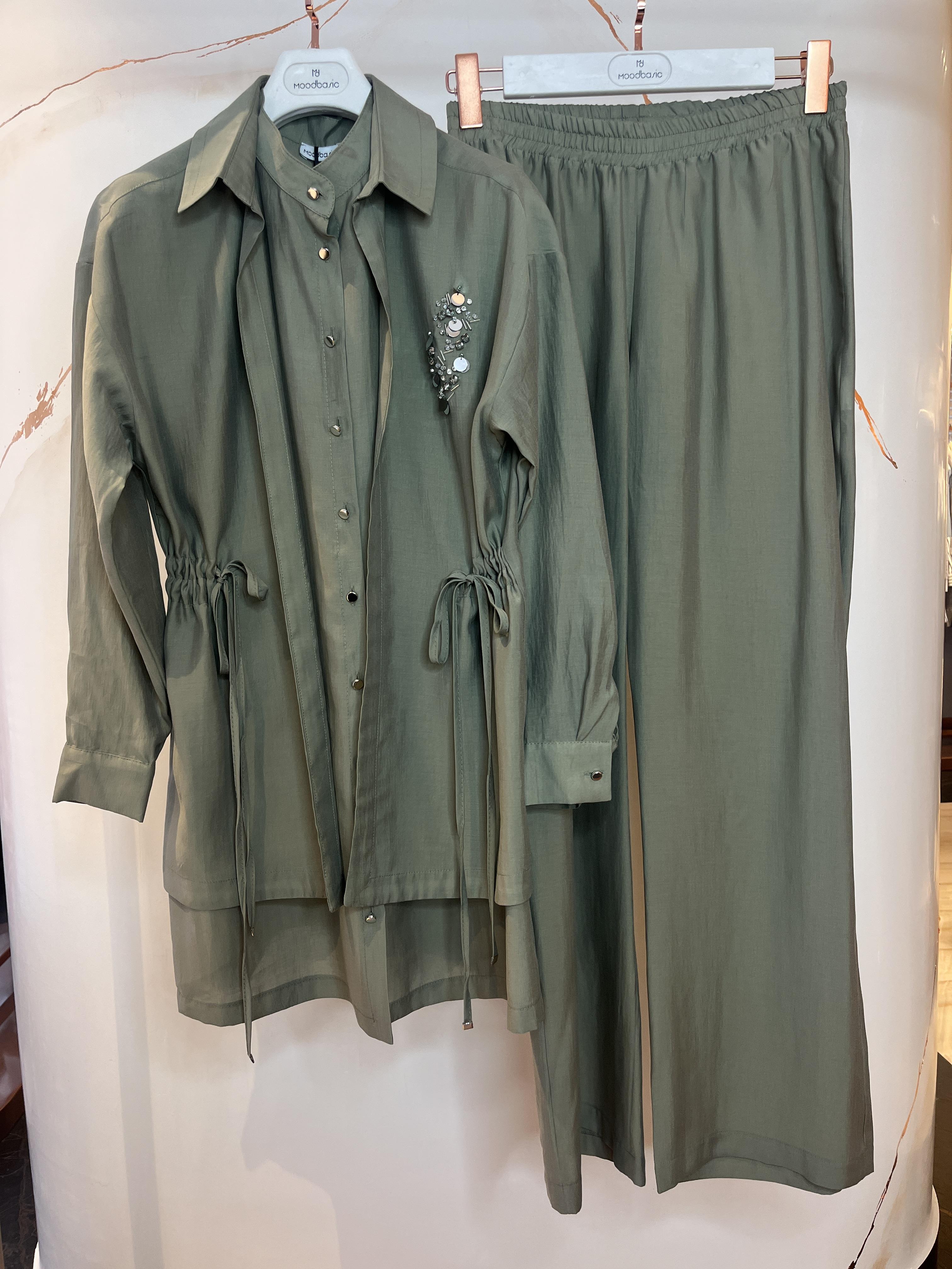 YAKA DETAYLI CUPRA TAKIM