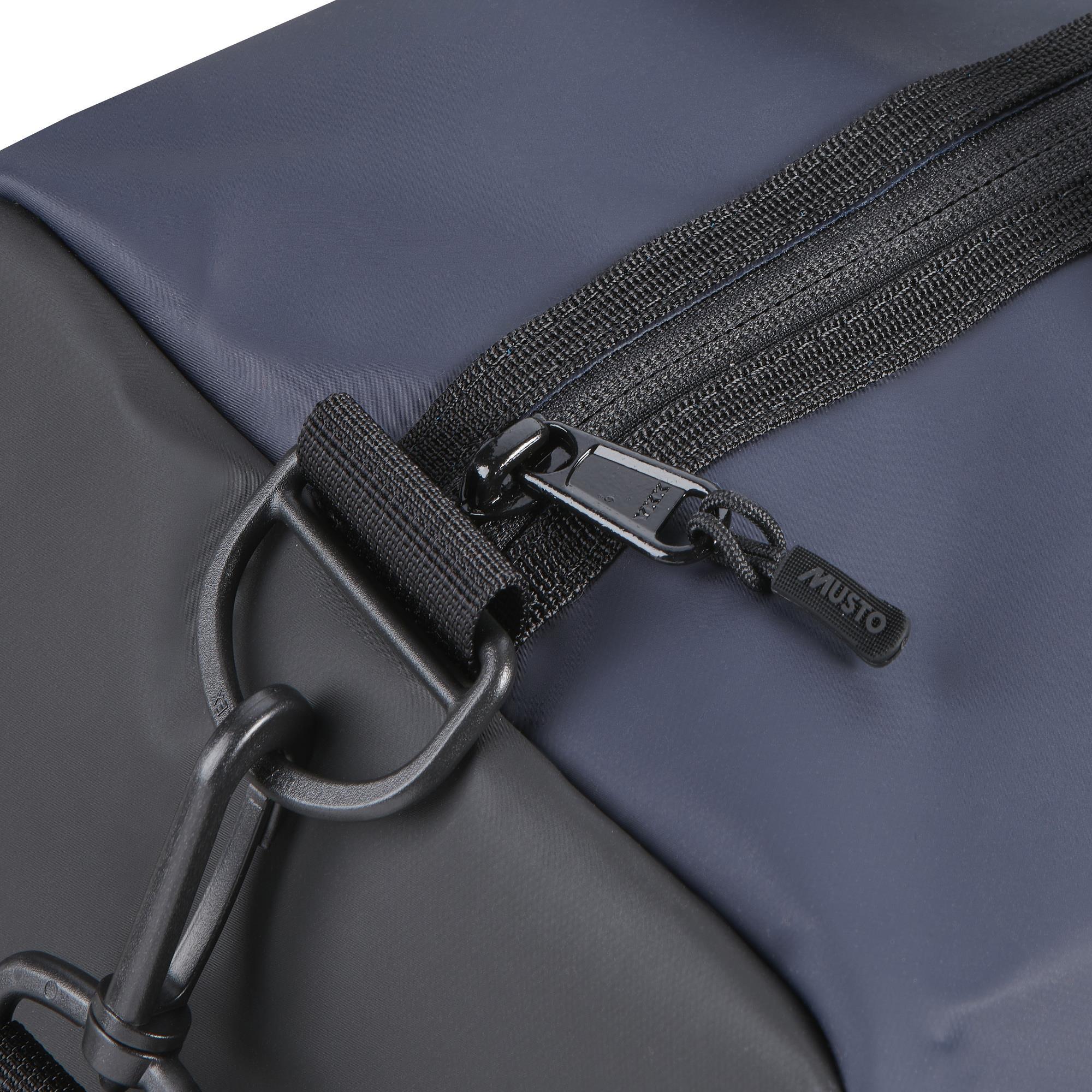 MUSTO GENOA SMALL CARRYALL 2.0 ÇANTA