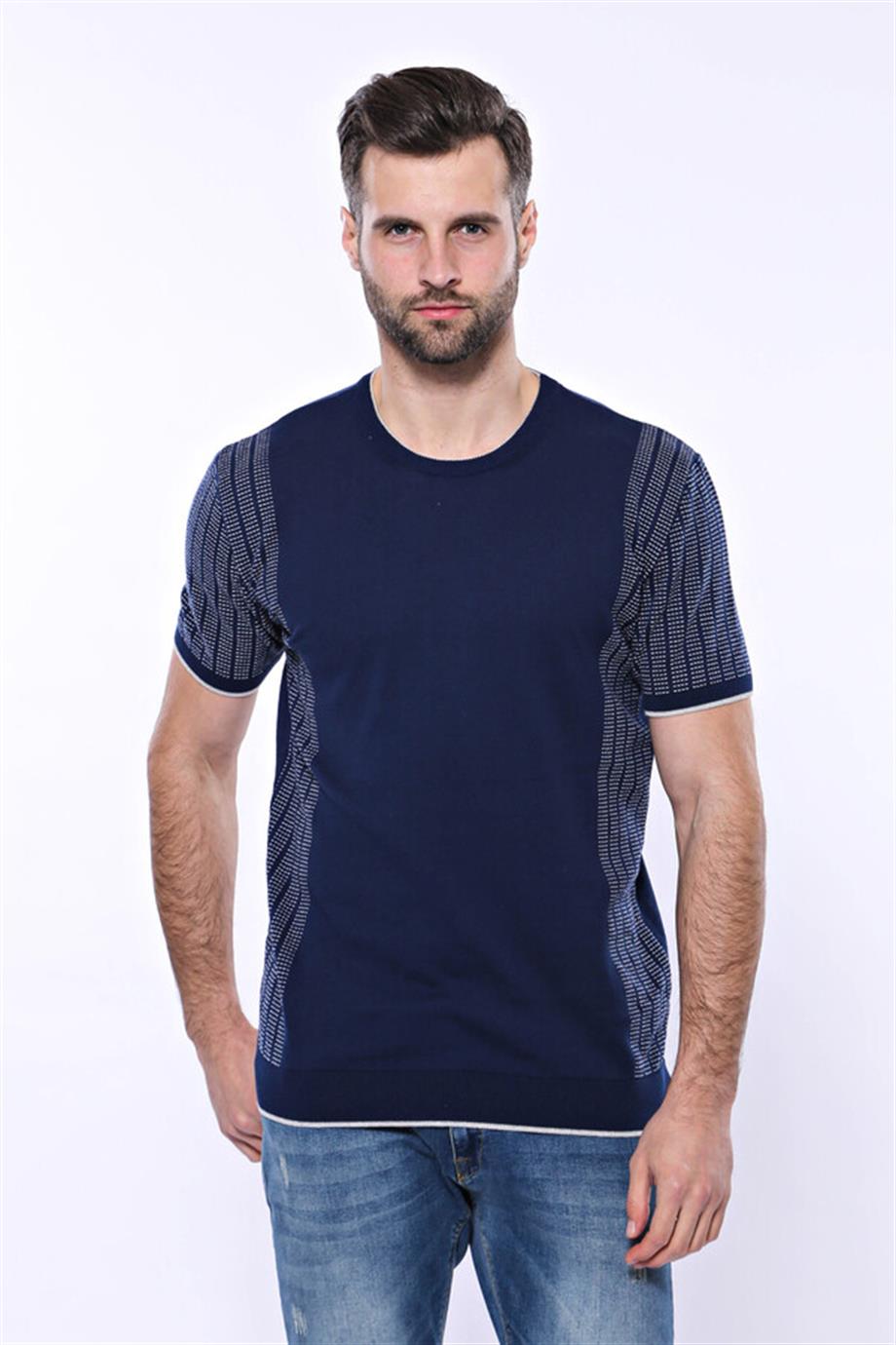 Bisiklet Yaka Kenarları Desenli Lacivert Örme T-shirt | Wessi