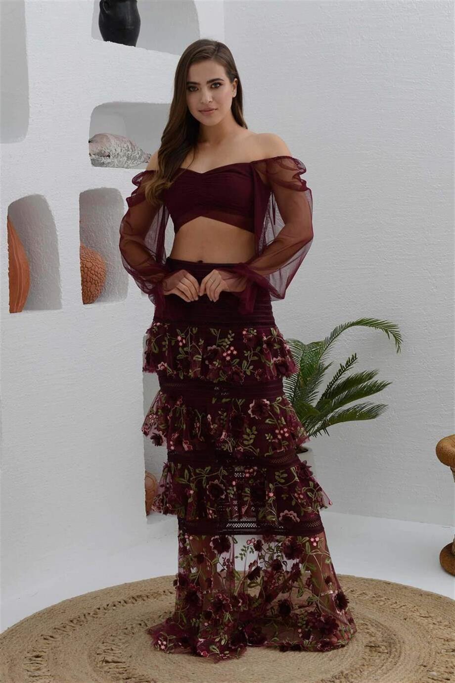 Bordo Eteği Kat Kat Büstiyerli Takım