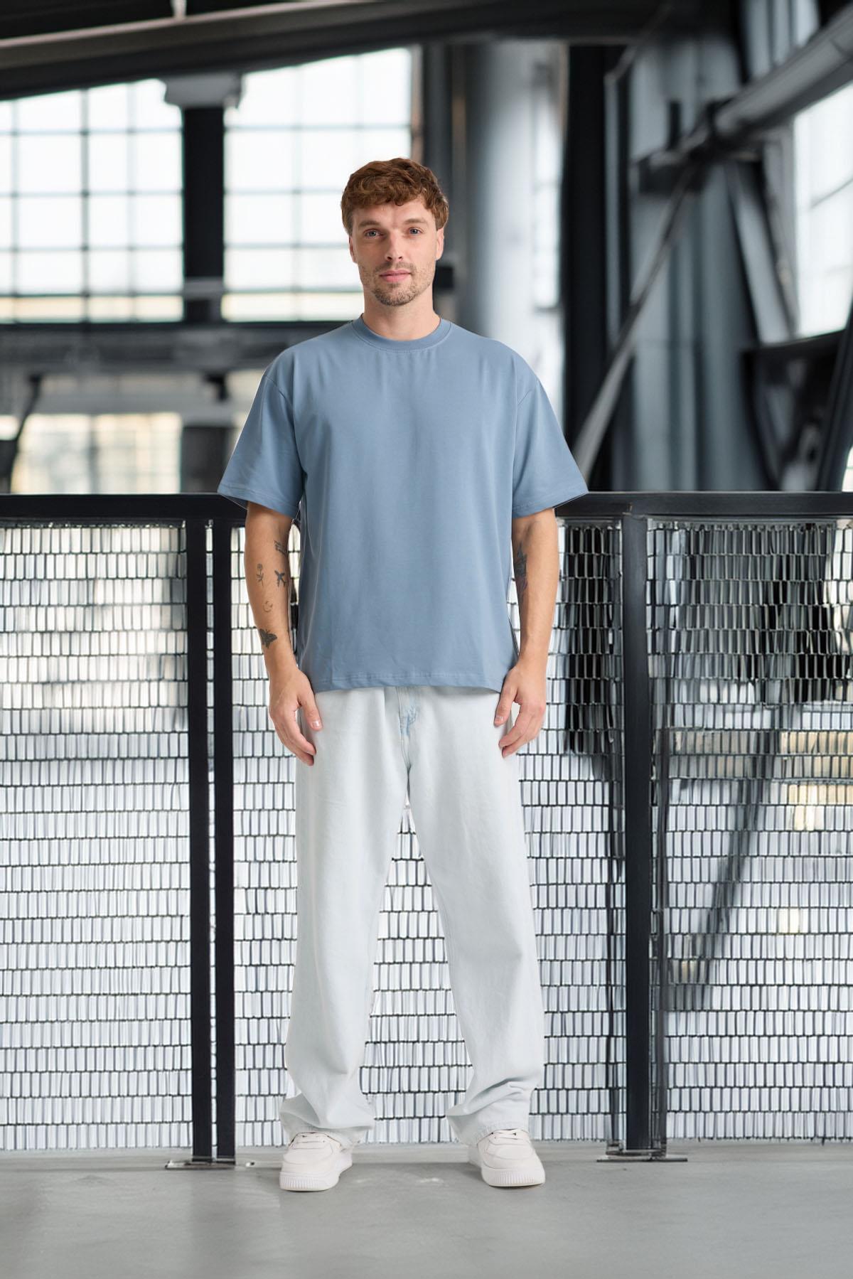 İki İplik Kumaş Pamuklu Bisiklet Yaka Basic Oversize Erkek T-Shirt - Soğuk Mavi · 4