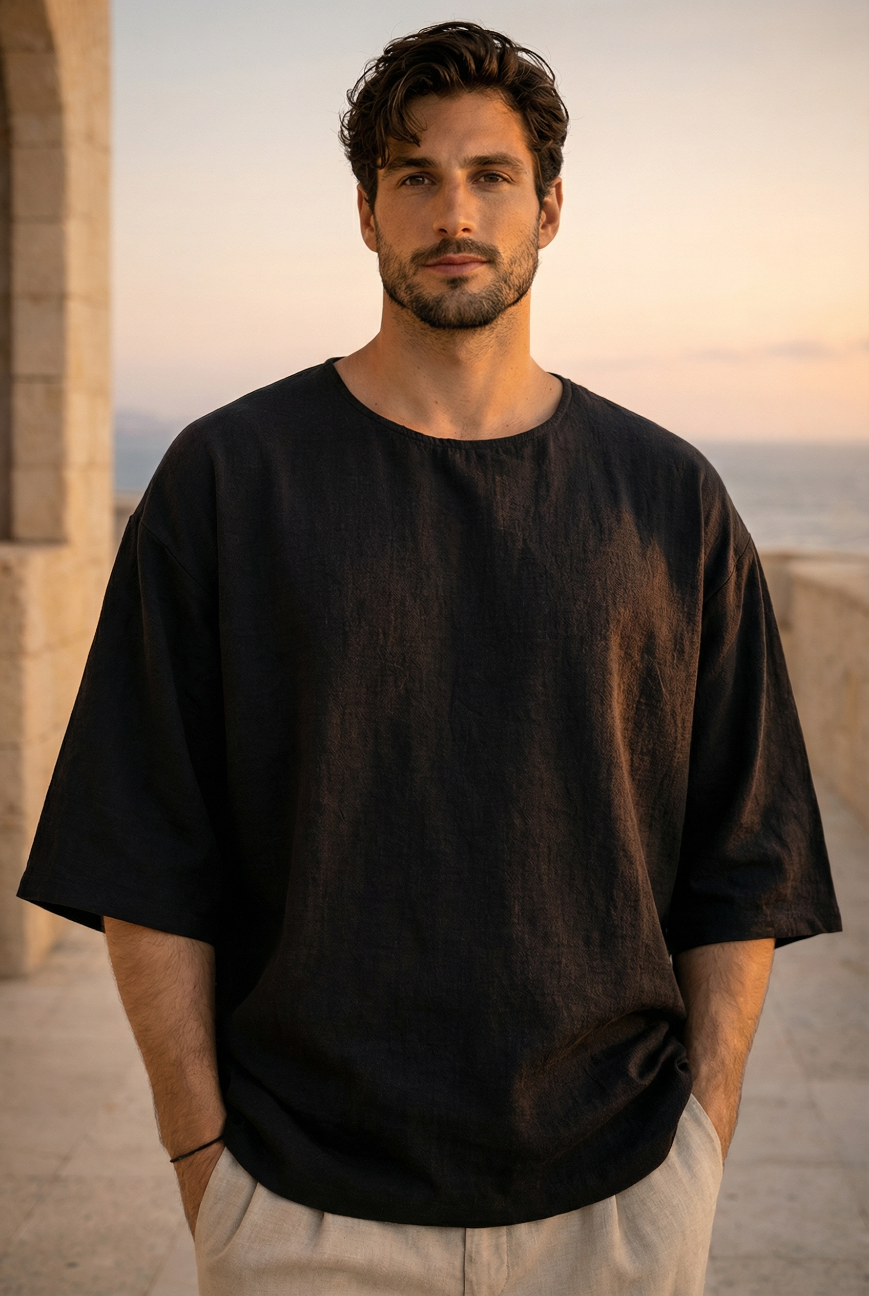 Castiel Bisiklet Yaka Fakir Kol Oversize Kısa Kol T-shirt - Siyah