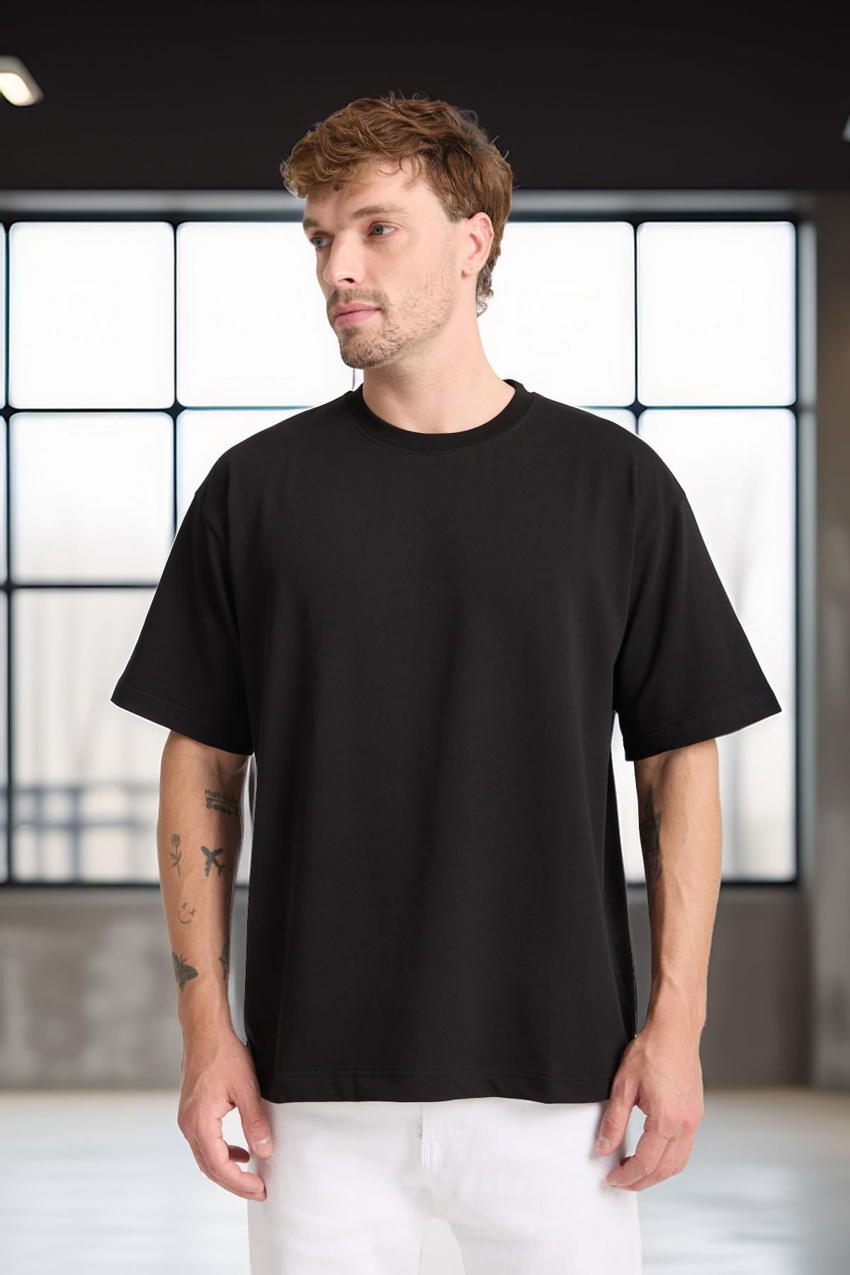 İki İplik Kumaş Pamuklu Bisiklet Yaka Basic Oversize Erkek T-Shirt - Siyah