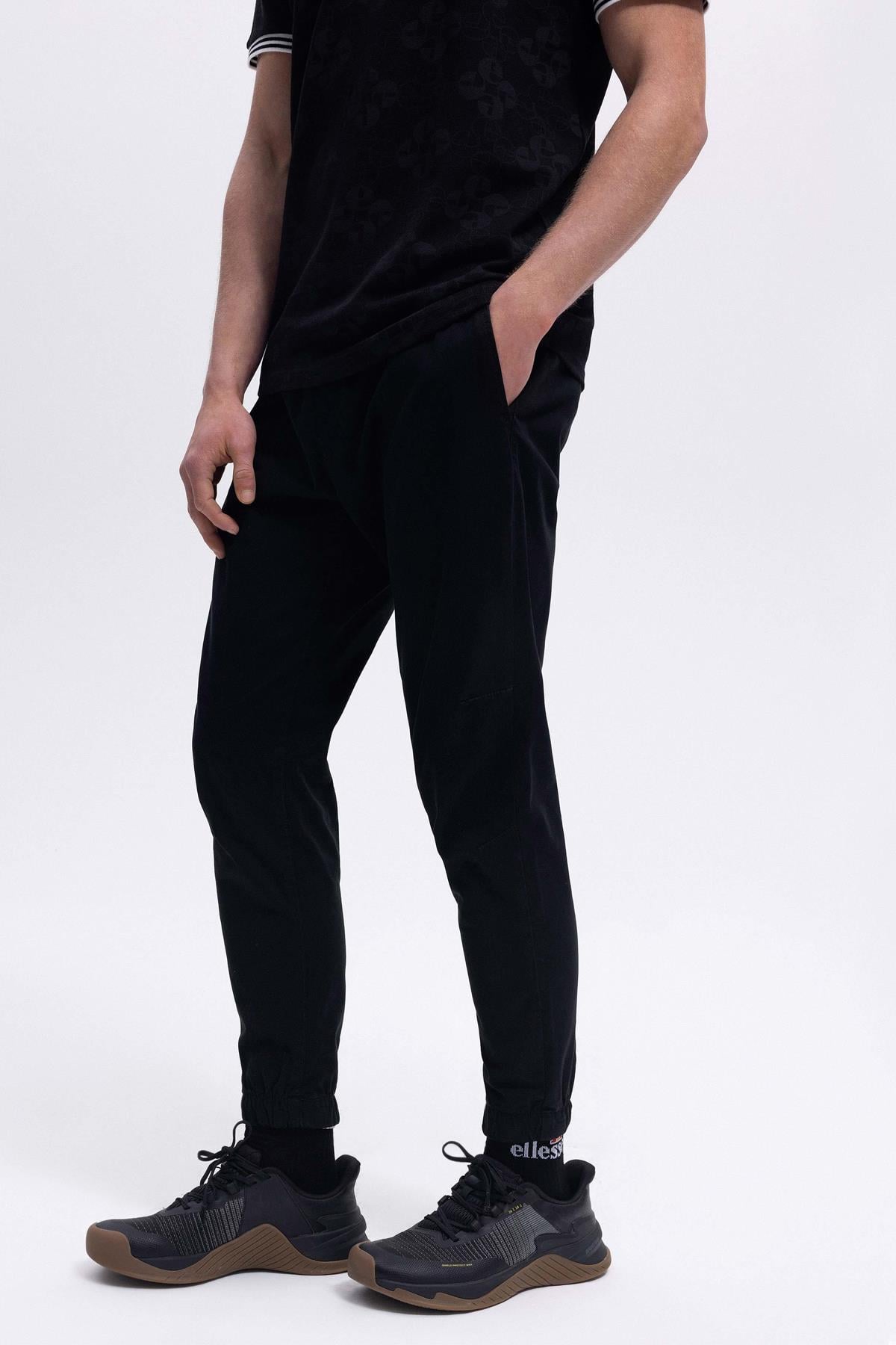 Ellesse Erkek Jogger Pantolon Em474-Bk