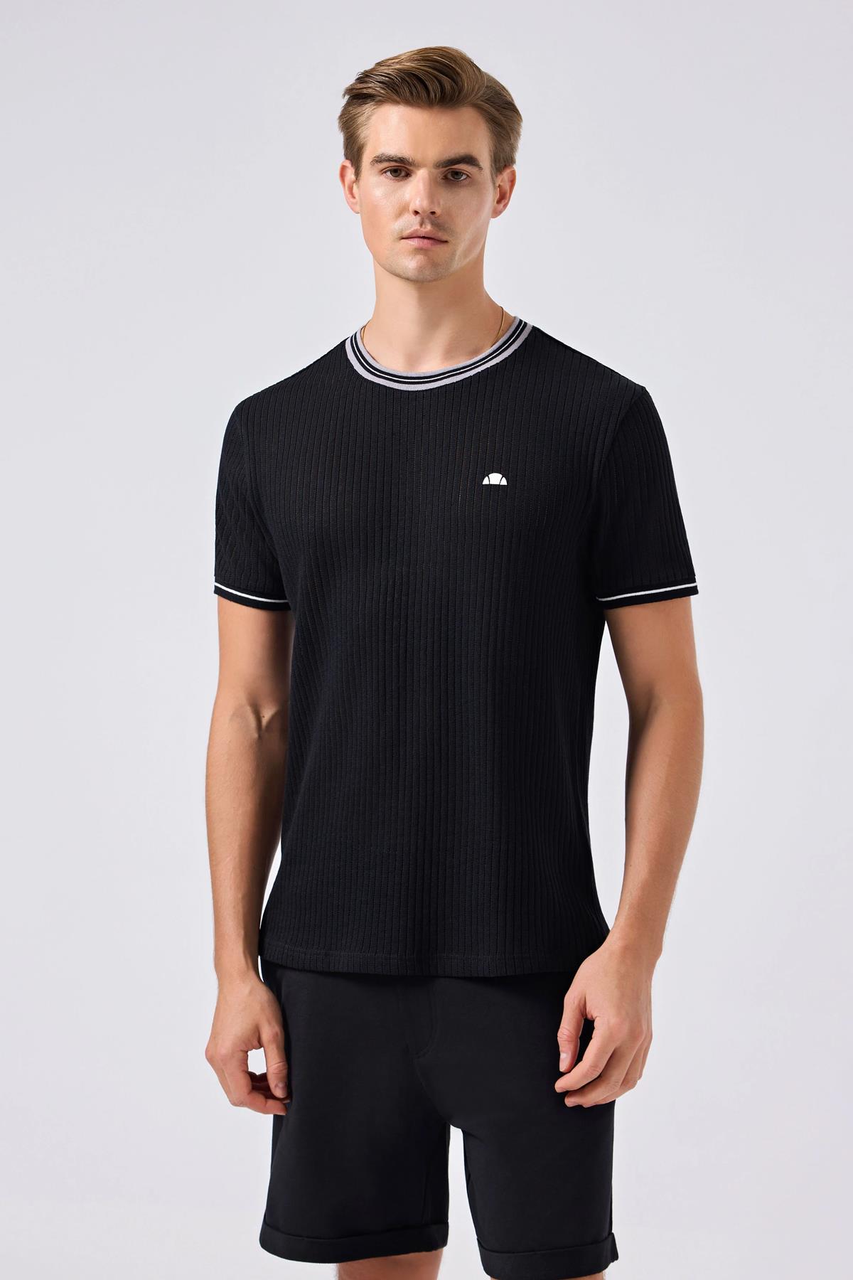 Ellesse Erkek Tişört 6SM5046-BK