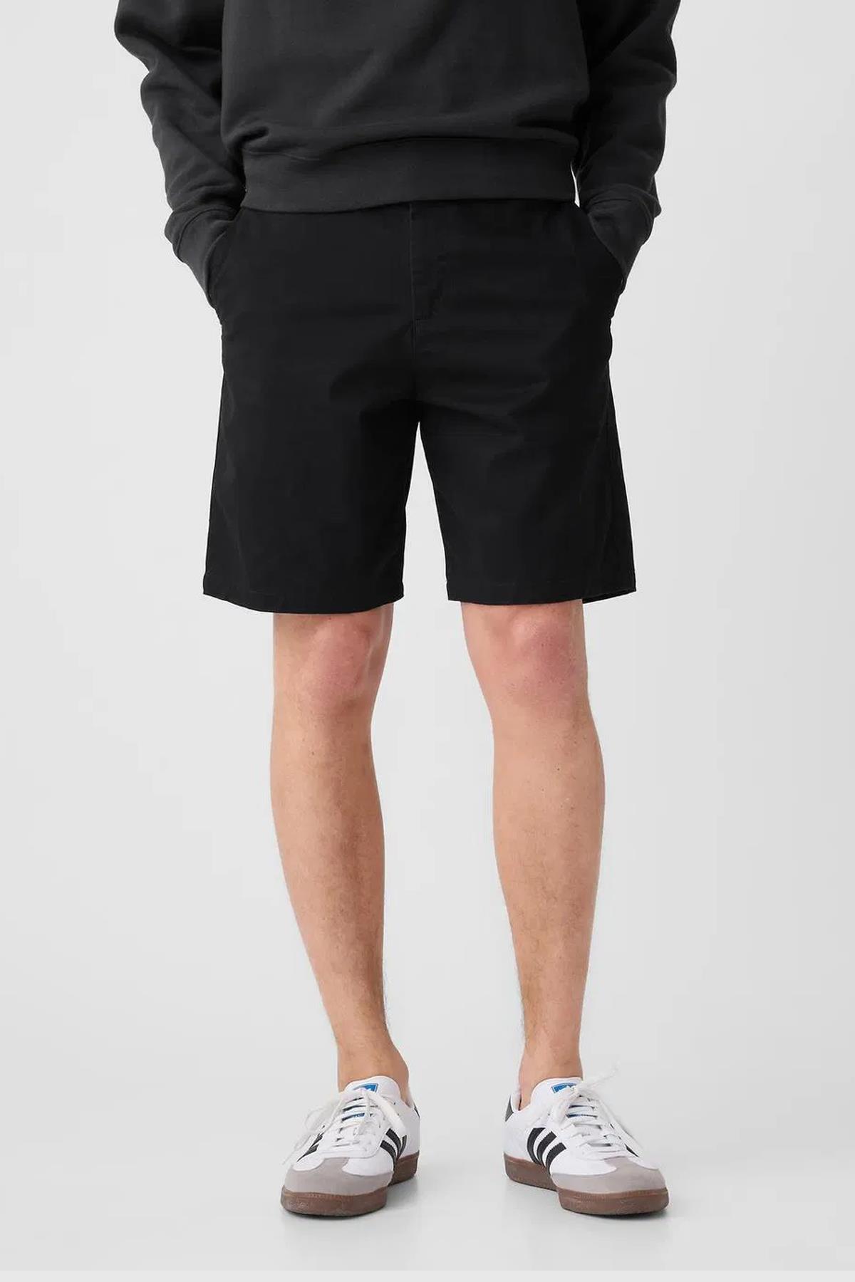 Gap V-9IN Essential Erkek Şort