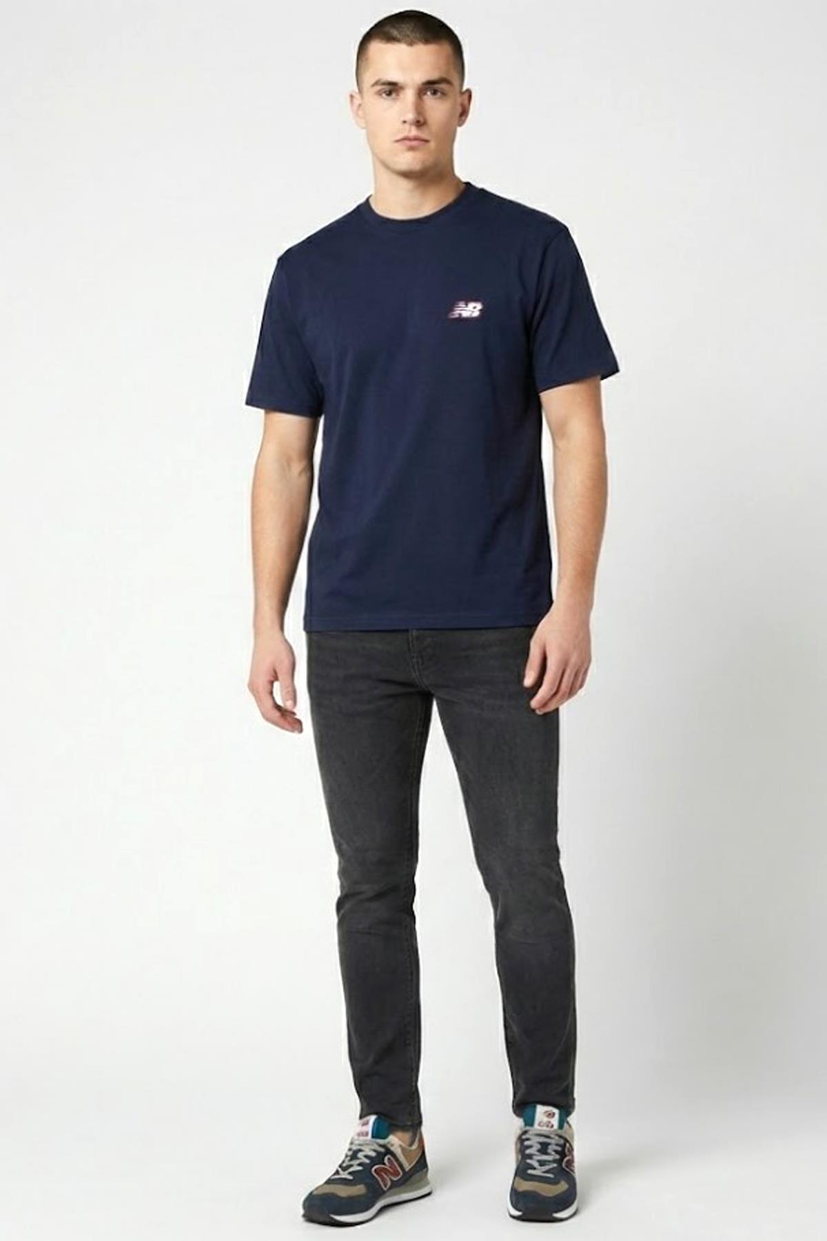 New Balance Lifestyle Erkek Tişört MNT1647-AVI