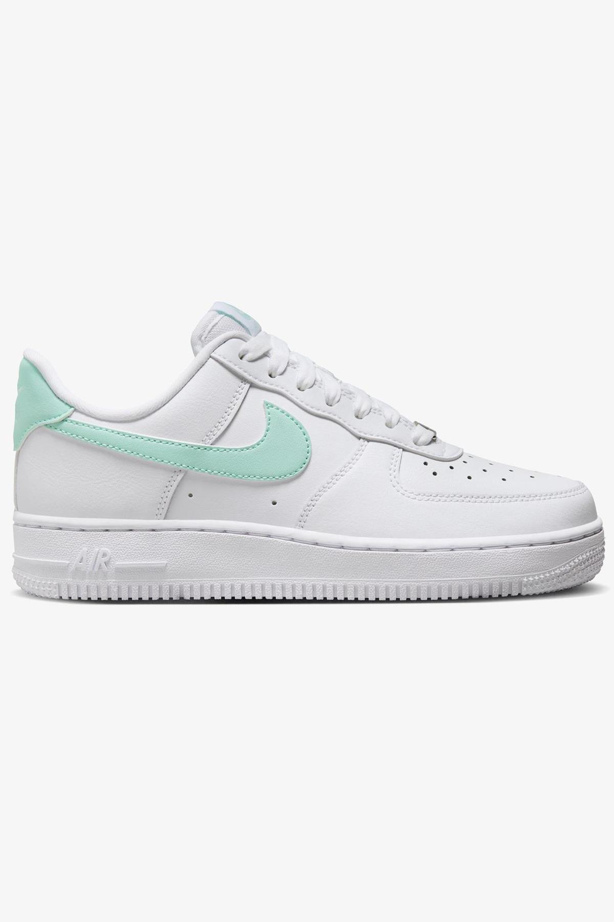 Nike  Wmns Air Force 1'07 Kadın Beyaz Spor Ayakkabı DD8959-113
