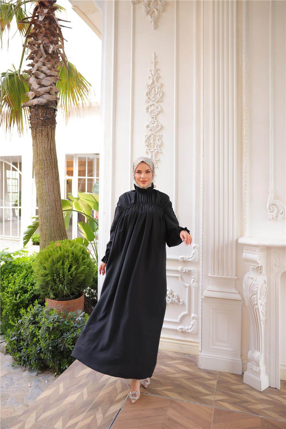 Balıkçı Dik Yaka Kolları Lastikli Bol Kesim Büzgülü Uzun Elbise - (38-46) - 71270 - Siyah