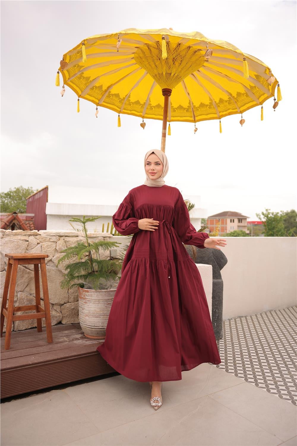Belden Bağcıklı Geniş Uzun Kollu Büzgülü Uzun Elbise - (-) - 71289 - Bordo