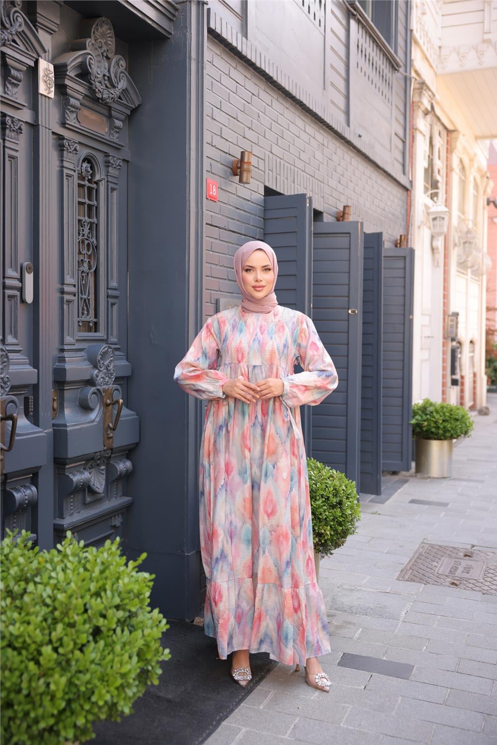O Yaka Çiçek Desenli Büzgülü Uzun Elbise - (38-46) - 71290 - Pembe