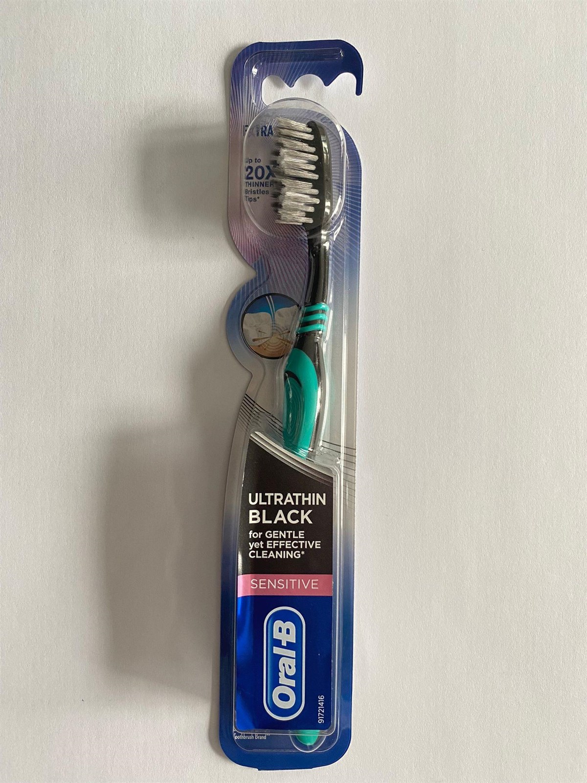 Oral-B Extra Soft Ultrathin Black Diş Fırçası