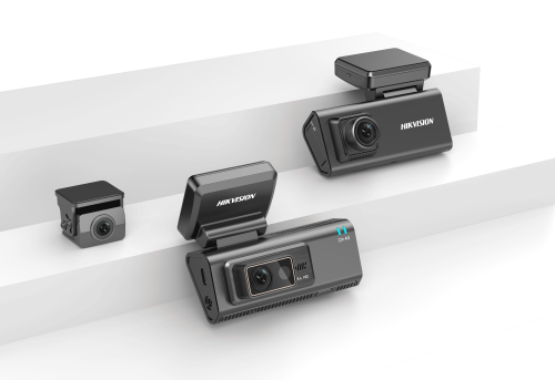 HIKVISION AE-DC2032-V300 HD Üç Kameralı 4G Araç İçi Kamerası Sim Kart Desteği