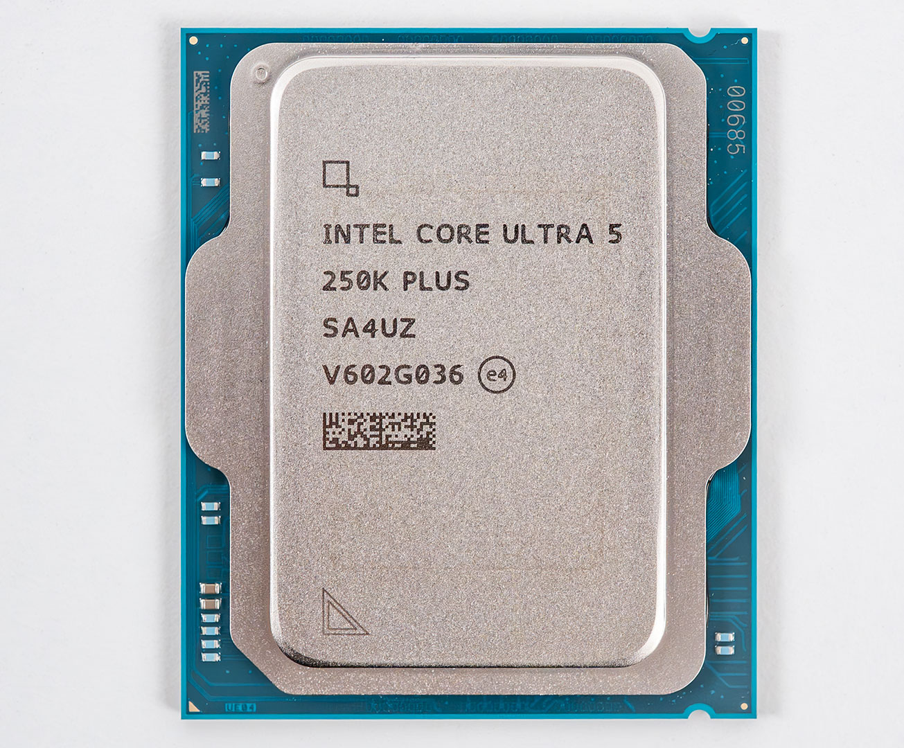 INTEL ULTRA 5 250K Plus 26MB 14çekirdekli O/B VGA 1851p 125w Kutusuz+Fansız