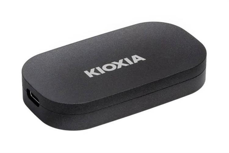 KIOXIA 1TB SSD EXCERIA PLUS PORTABLE G2 LXD20K001TG8 USB 3.2 HARİCİ SSD DİSK