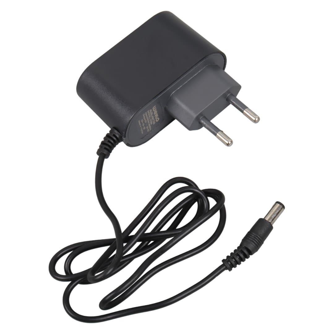 Weko WK- 37864 Plastik Kasa 5 Volt - 2 Amper 5.5*2.1 Mm Uçlu Yerli Üretim Priz Tipi Adaptör