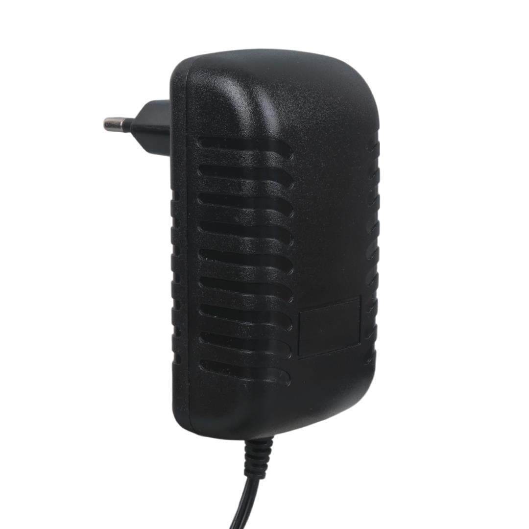 Weko WK-28508 9 Volt - 2 Amper 3.5*1.35 Mm Uçlu Yerli Üretim Priz Tipi Adaptör