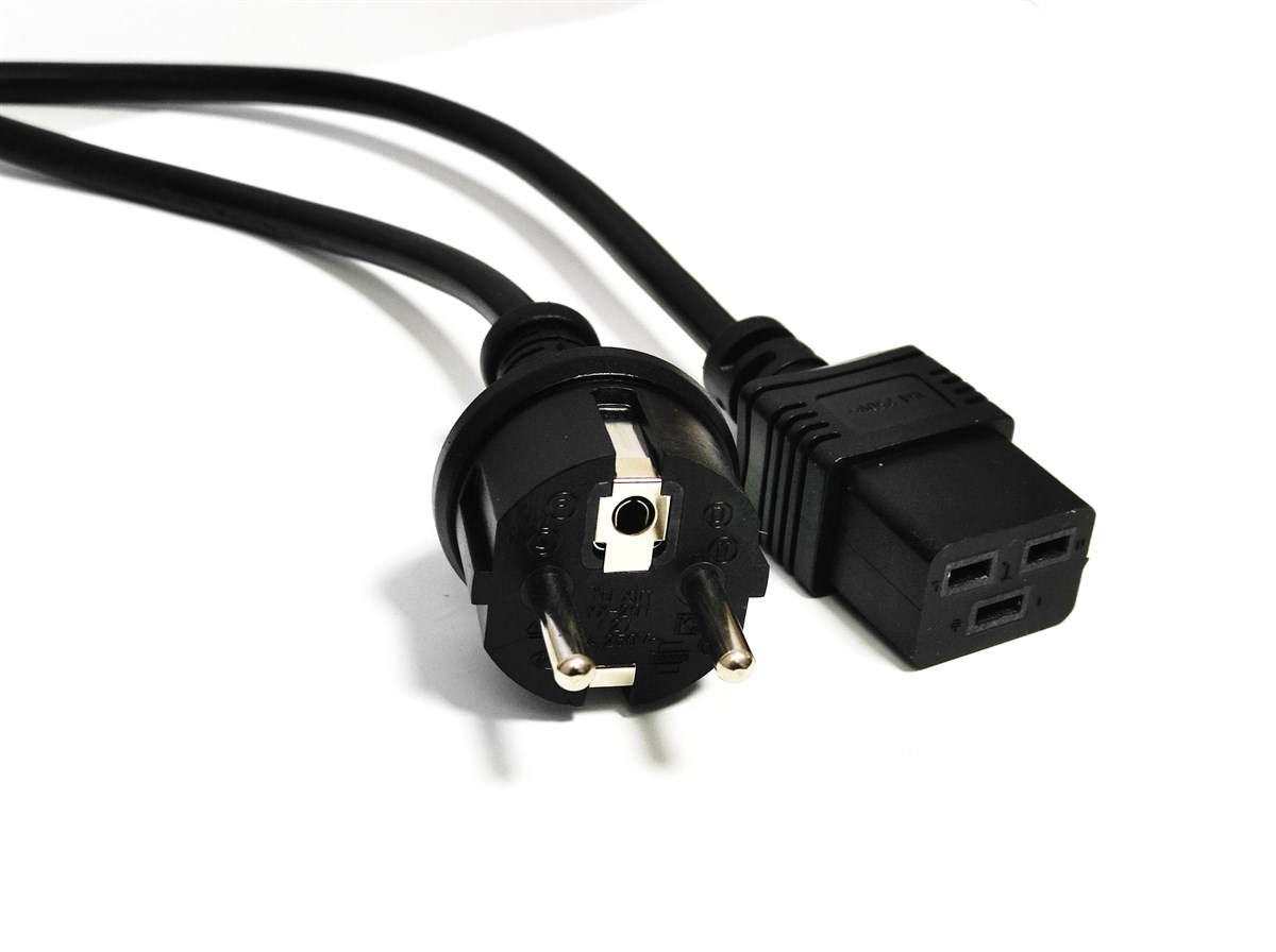Beek Güç Kablosu, Schuko-C19, 1,8 metre, 1.00 mm<br>
Beek Power Cable Schuko to c19 1,8m, H05VV-f 36*1.0mm2
