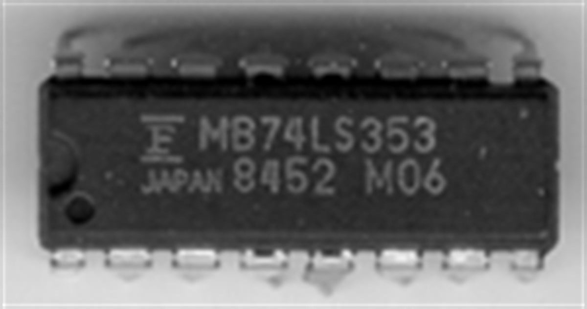 DUAL 4 BIT MUX. (INV. OUT.)