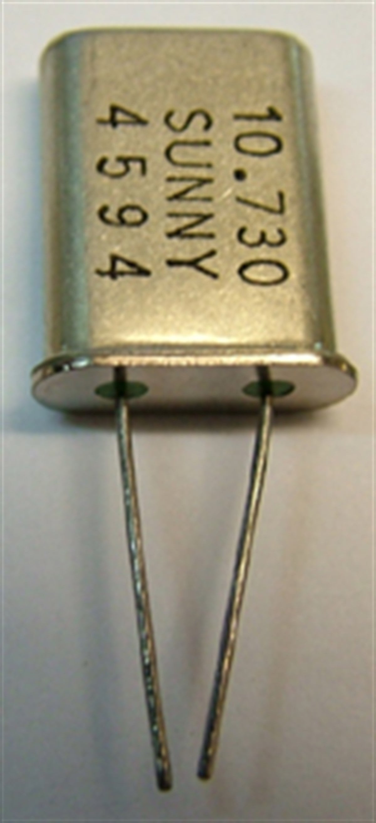 KRISTAL, 10,73 MHz HC-18/U