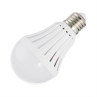 Powermaster PM-13387 E27 15W Akıllı Şarjlı Led Ampul (6500K Beyaz Elektrik Kesintisine Duyarlı)