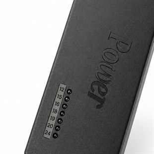 Powermaster PM-13512 12V-24V Ayarlanabilir Voltajlı LED Göstergeli Evrensel Notebook ve Cihaz Adaptörü