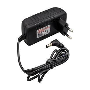 Powermaster PM-16737 5 Volt - 3 Amper 5.5*2.5 Mm Uçlu Plastik Kasa Adaptör