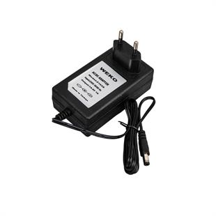 Weko 14.4 Volt - 1 Amper 5.5*2.5 Uçlu Plastik Işıklı Kasa Priz Tip Adaptör