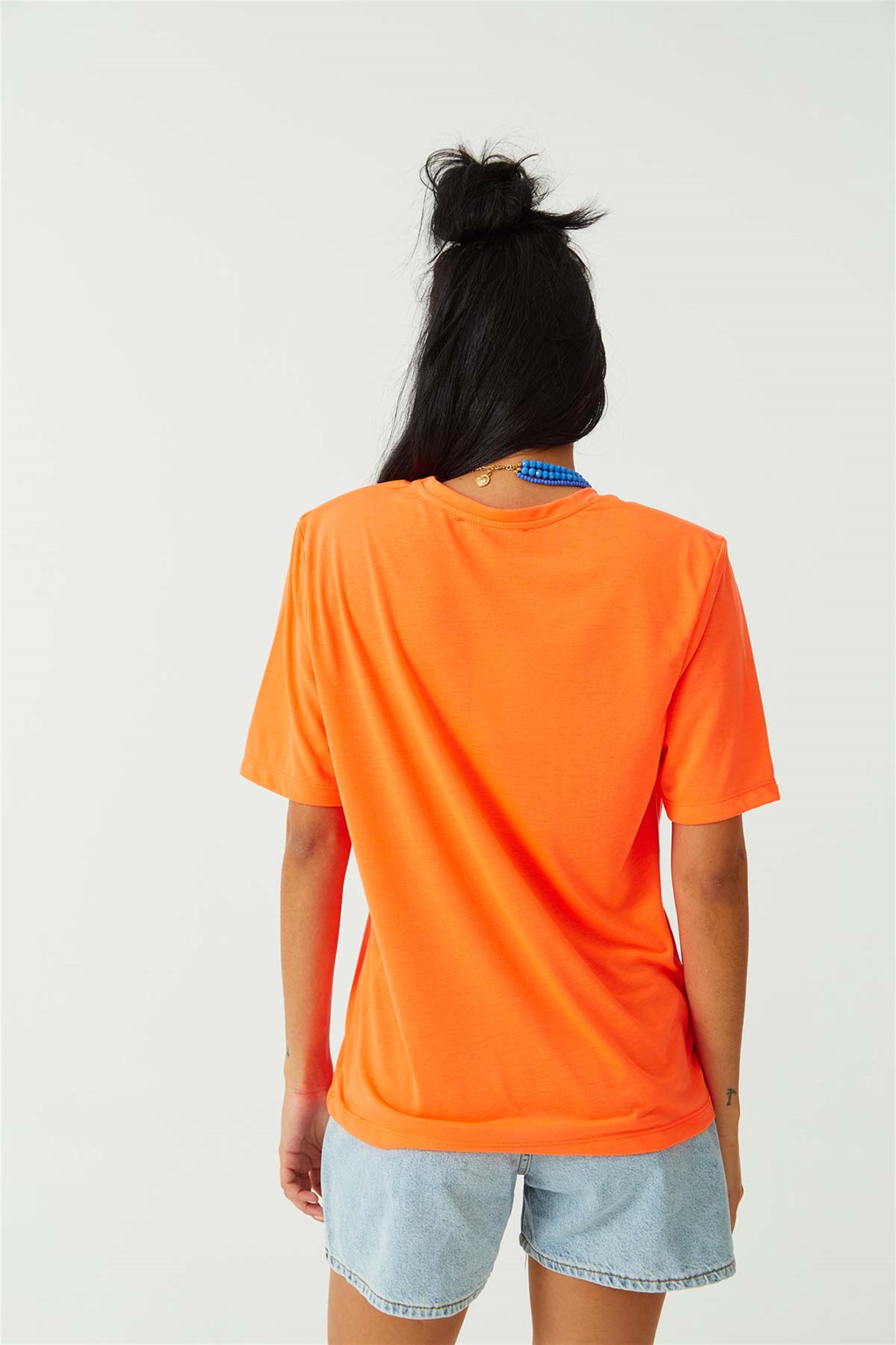 Vatkalı Kısa Kollu Neon Turuncu Kadın T-shirt | Tuba Butik