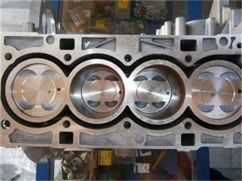Ford Mondeo yarım motor benzinli 1.6 123ps