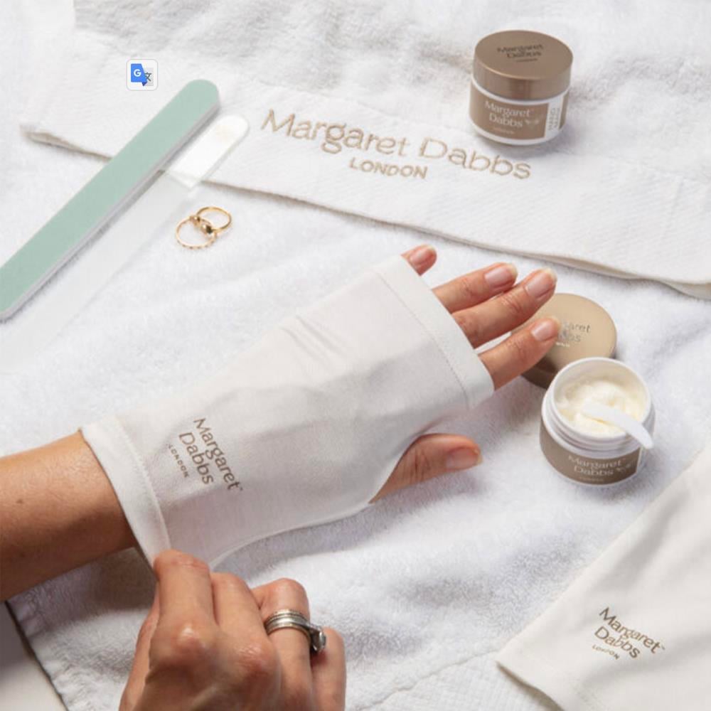 Margaret DabbsLuxury Treatment Gloves