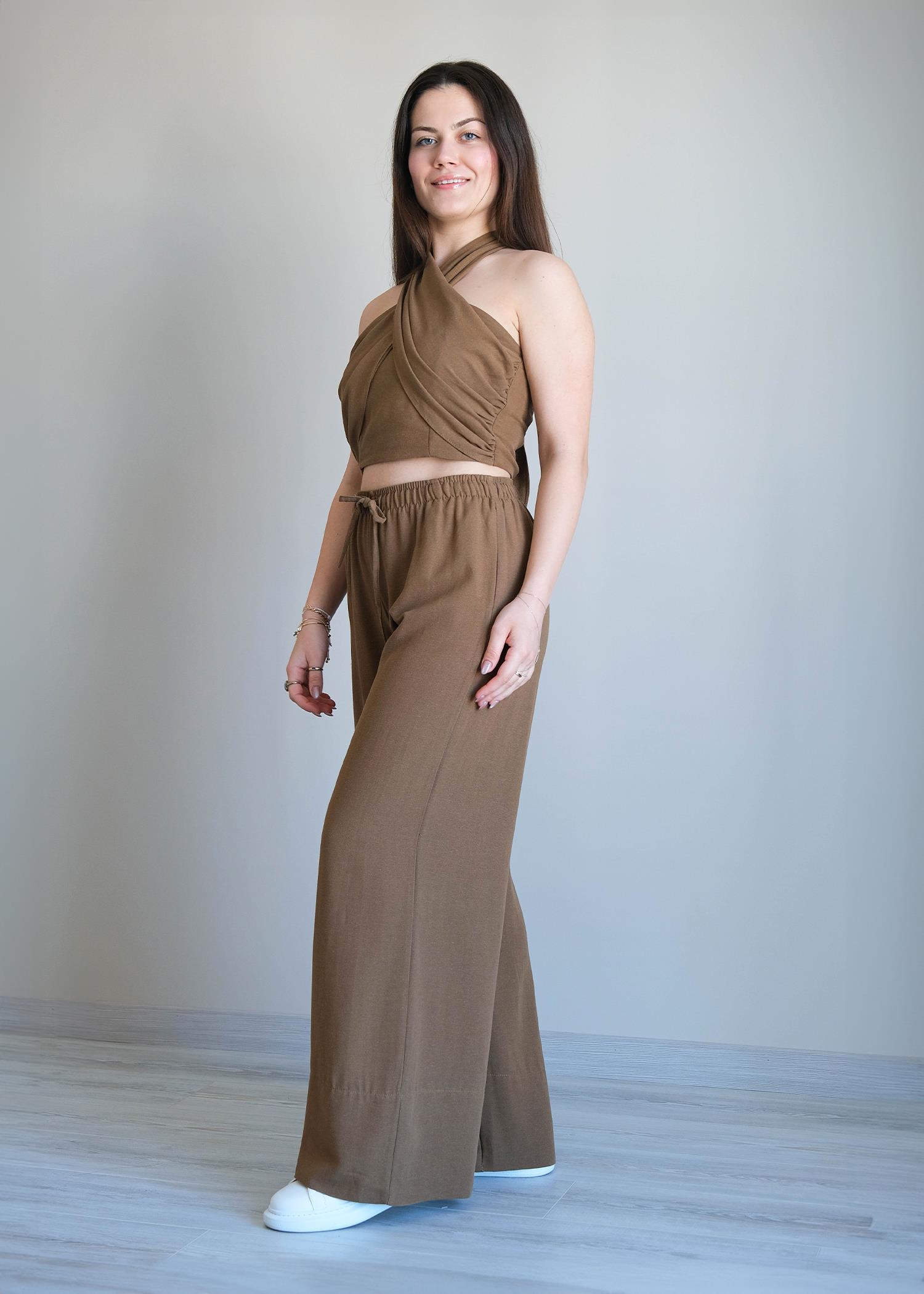 Halter Yaka Bluzlu Takım Kahve